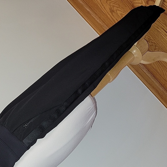 Athleta Nolita slim tapered crop 5 pocket pants womens size 10 - Picture 6 of 13